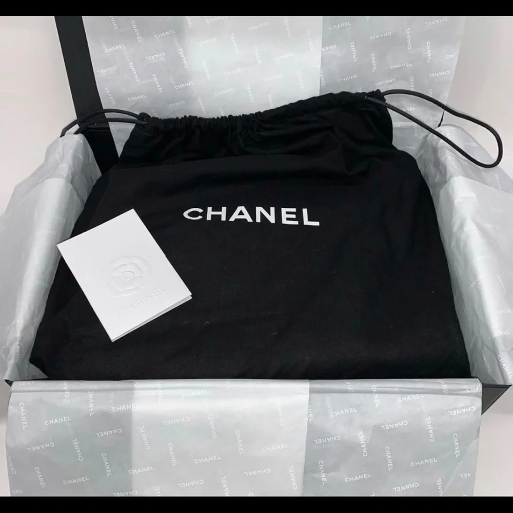 Chanel Deauville Shopping Tote - Picture 3 of 5
